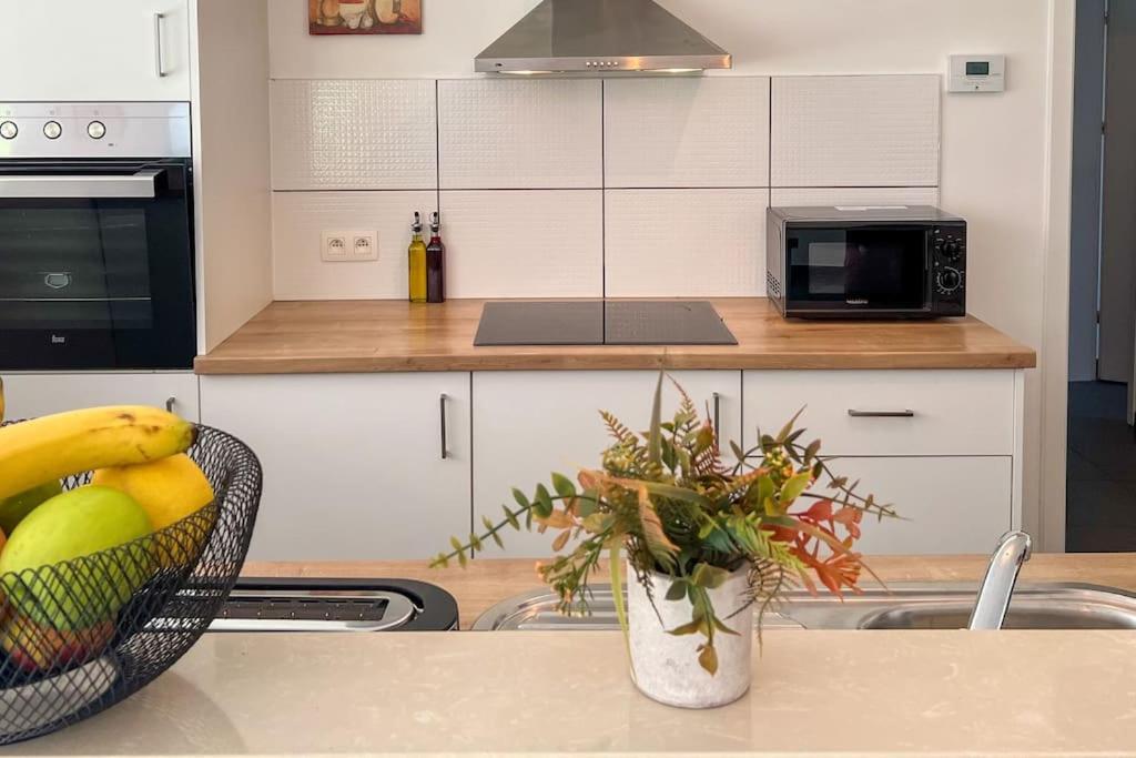 Charmant Logement Brugelette Proche De Pairi Daiza エクステリア 写真