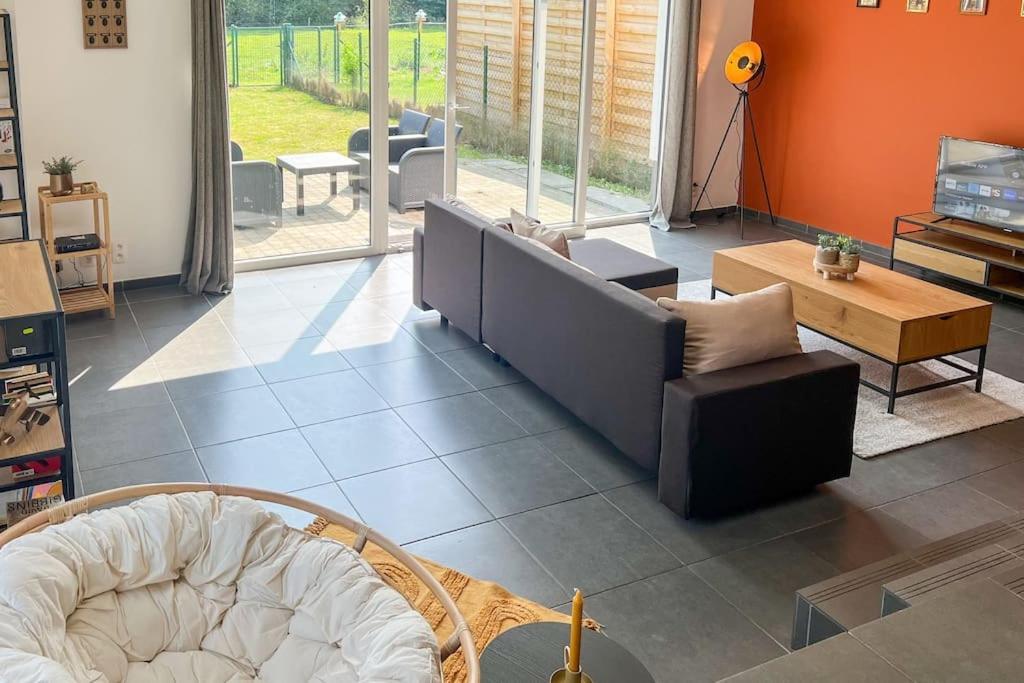 Charmant Logement Brugelette Proche De Pairi Daiza エクステリア 写真