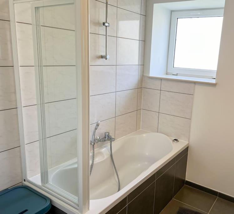 Charmant Logement Brugelette Proche De Pairi Daiza エクステリア 写真